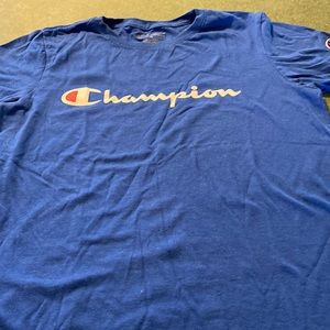 Champion t shirt